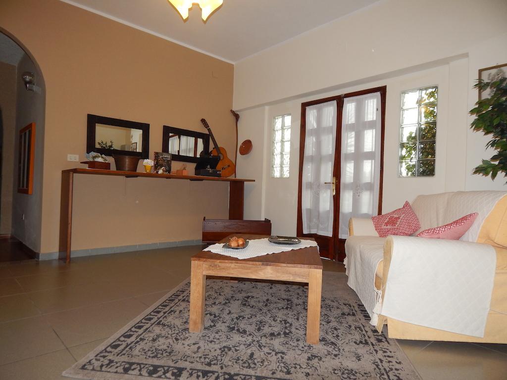 Hotel Il Platano Ottana Buitenkant foto